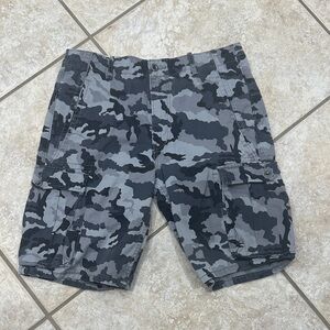 Levi Strauss men’s camo shorts